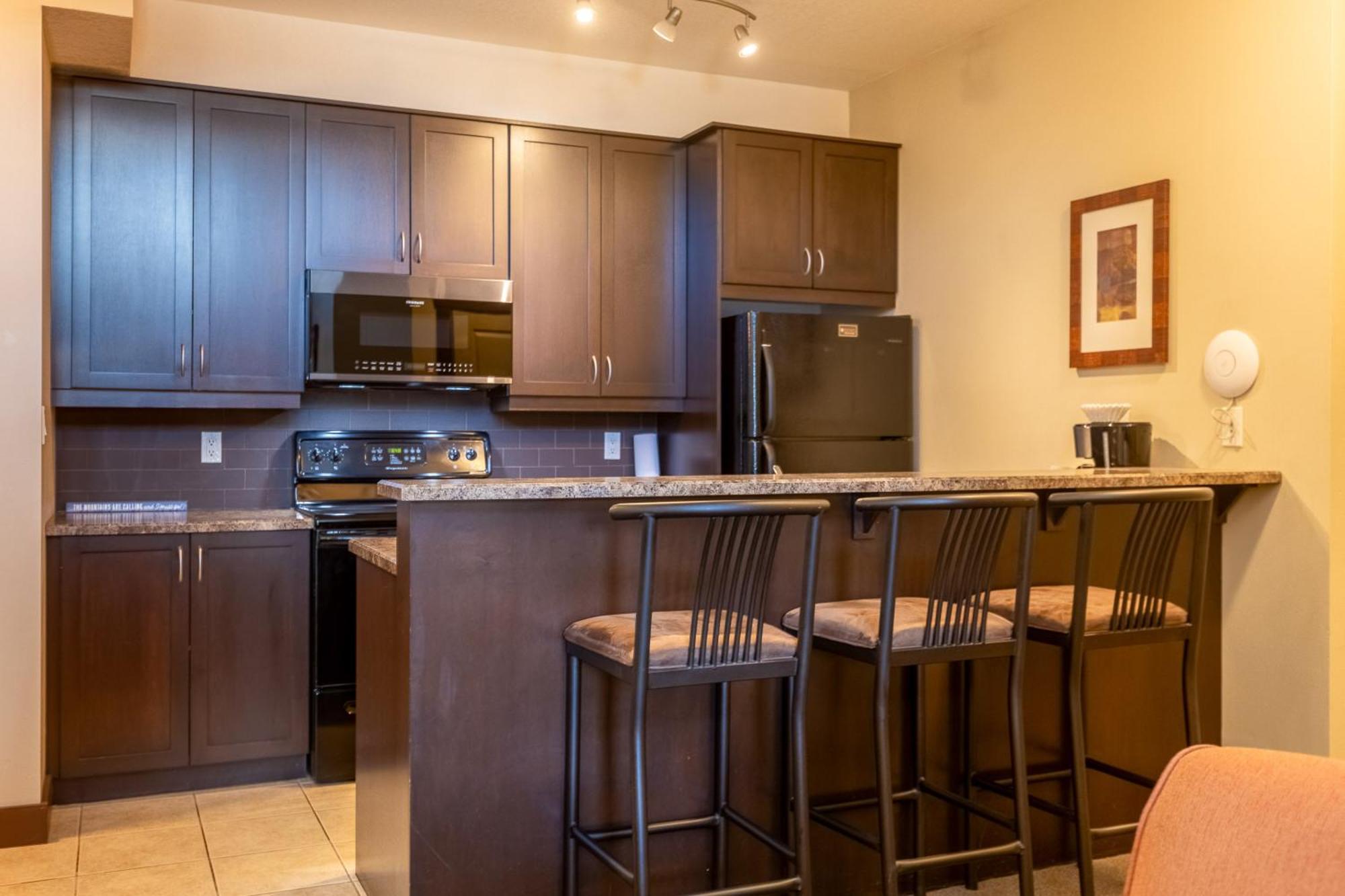 Silver Rock Condominiums By Fernie Central Reservations Exterior photo